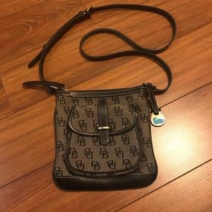 Dooney & Bourke crossbody bag